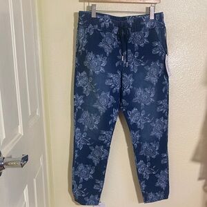 NWOT Juicy Couture Blue Floral Denim Look Joggers, Size 32